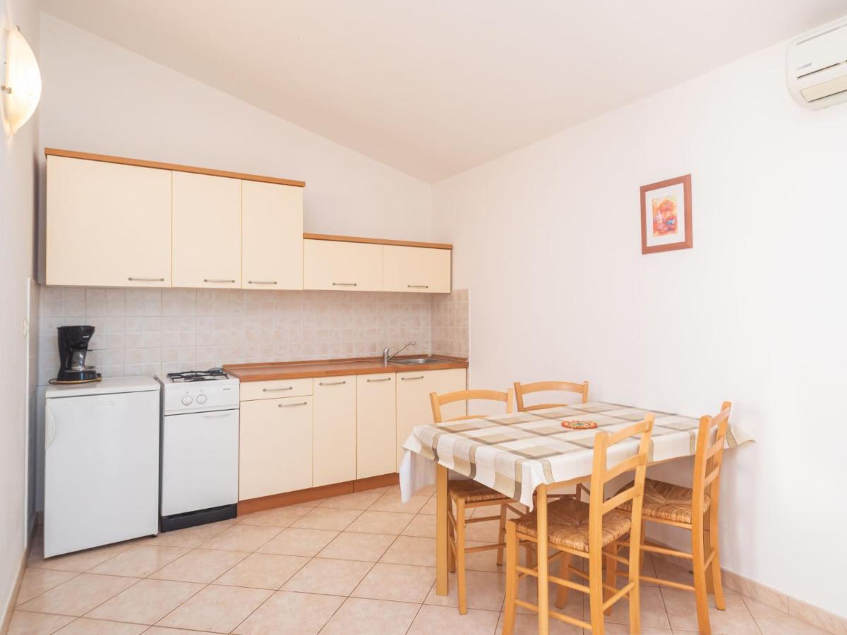 Apartment Iva-2 By Interhome Krnica Esterno foto